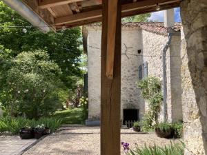 Maisons de vacances Gite de charme avec grand jardin & piscine : photos des chambres