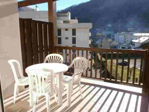 Appartements Duplex T3 au coeur de Saint-Lary-Soulan - 6 pers., balcon, parking, skis - FR-1-457-130 : photos des chambres