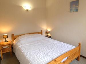 T2 Confortable 4 Pers à St-Lary Soulan - Balcon Sud, Parking, Accès Spa et Salle de Musculation - FR-1-457-267