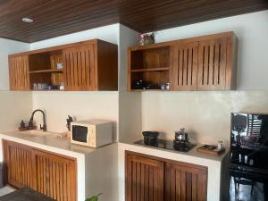 D & L Mandala Villa Bunutan