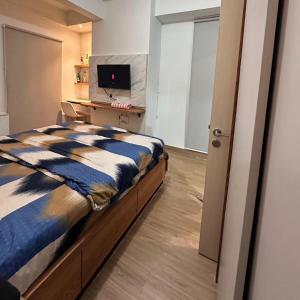 Apartemen Patraland Urbano By Public Room