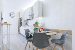 Taos House vicino alla Metropolitana - 2 Camere - AC - Wi Fi veloce