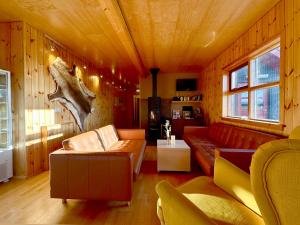 Laugarfell Accommodation & Hot Springs