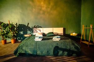 Przyśnij TU i Ówdzie