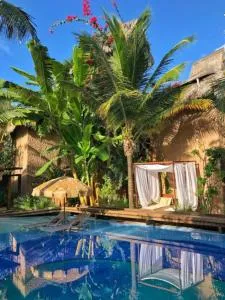 Aloha Village Hotel - 伊卡莱