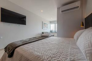 Unbeatable Location -exclusive Views- Clock Tower