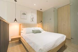 Brand-New Luxury Loft in Old City