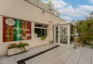 Hotels B&B HOTEL Lille Villeneuve d'Ascq Grand Stade : photos des chambres