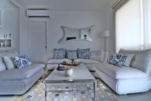 2BR Luxury Beachfront with Direct Beach Access