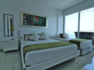 2BR Luxury Beachfront with Direct Beach Access