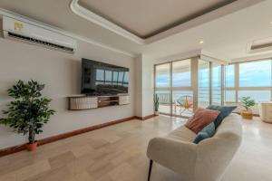 Spectacular 3br Ocean View In Bocagrande
