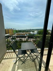 Trendy loft in old city - Rooftop Pool