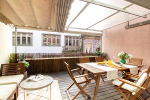 Fábrica Three-Story Charm by LovelyStay