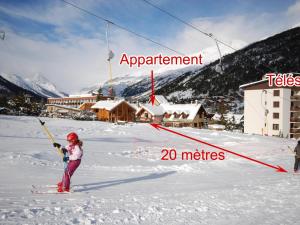 Appartements Charmant 4 pieces pour 6 pers., a 300m des pistes avec Wi-Fi, balcon et parking, Villeneuve - FR-1-762-3 : photos des chambres