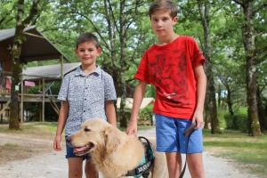 Campings Camping 4 etoiles - Piscine - eeihec : photos des chambres