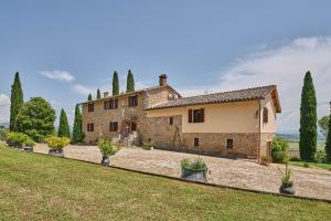 Villa Madona del Giglio by MMega