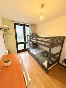 Oak Guest Rooms