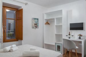 Bosa Queen House img64