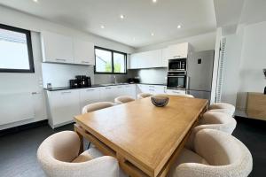 Maisons de vacances Villa d’architecte contemporaine - Vue mer 180 : photos des chambres