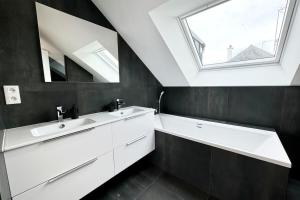 Maisons de vacances Villa d’architecte contemporaine - Vue mer 180 : photos des chambres