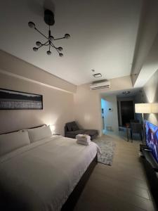 81 Newport Blvd Cluster 4 Unit 10C by Rechelle Nunag