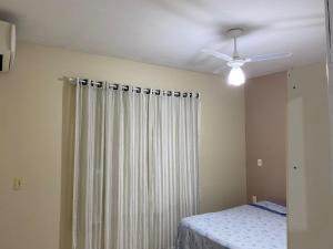 CASA com 3 QUARTOS 1000M DA PRAIA