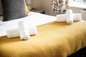Elite flat near shopping areas and restaurants with parking