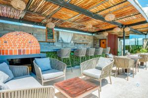 The Shore Condos Near 5th Ave