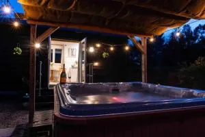 Back in Thyme - Nayland