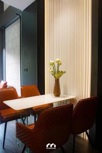 HighEnd Duplex w Balcony Hanoi Old Quarter by Ssens Homes