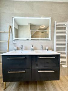 Maisons de vacances Maison renovee de standing - 100m des plages : photos des chambres