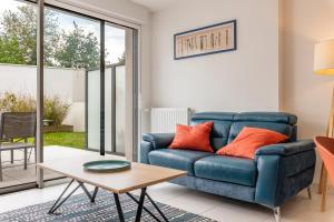 Appartements Canon proche de la gare maritime au rdc : photos des chambres