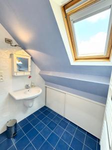 Appartements Grand appartement Cosy - Terrasse - 50m de l’ocean : photos des chambres