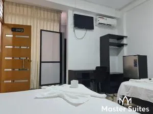 Master Suites - Саусе