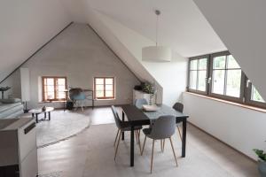 Flößerhaus - 3hvězdičkové hotely ve městě Steyr