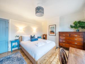 Charming 4BR Victorian Townhouse - Central Oxford - Pass the Keys