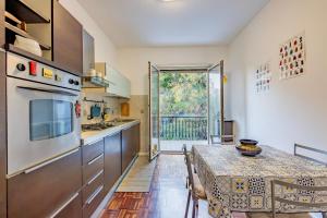 Balcony Flat near the Center by Wonderful Italy