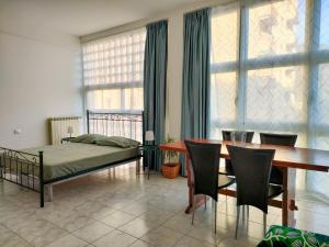 Palestro Studio - A Cozy Apartment in Como