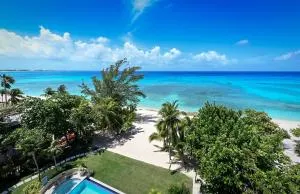 Luxury Penthouse at Sea Breeze #9 - 西湾