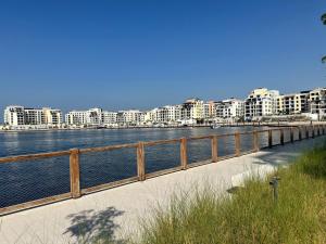 Luxury lifestyle at La Sirene Port de la Mer Jumeirah 1