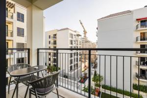 Luxury lifestyle at La Sirene Port de la Mer Jumeirah 1