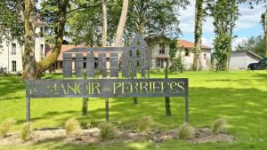 B&B / Chambres d'hotes Le manoir des perrieres : photos des chambres