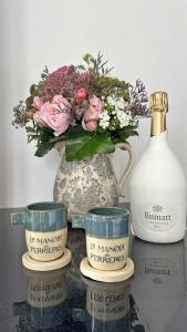 B&B / Chambres d'hotes Le manoir des perrieres : photos des chambres