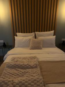 CHIC and MODERN THISSIOs APARTMENT