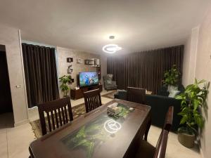 luxurious apartment Amazing Downtown View