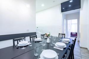 Ultra Central Friendly Studio