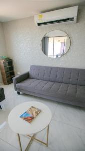 Stylish & Renovated Condo in El Laguito, Cartagena