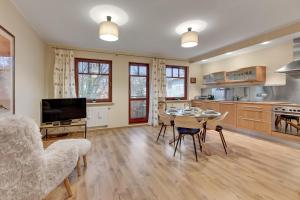 See Smile by Grand Apartments