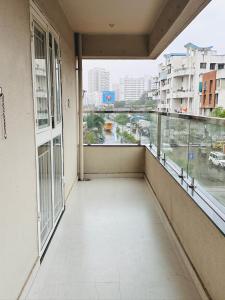 Robins Roost 2BHK Modern AC Flat in Wakad Pune
