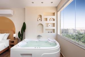 Jacuzzi Studio The Pyramids Free Airport Pickup Apt6